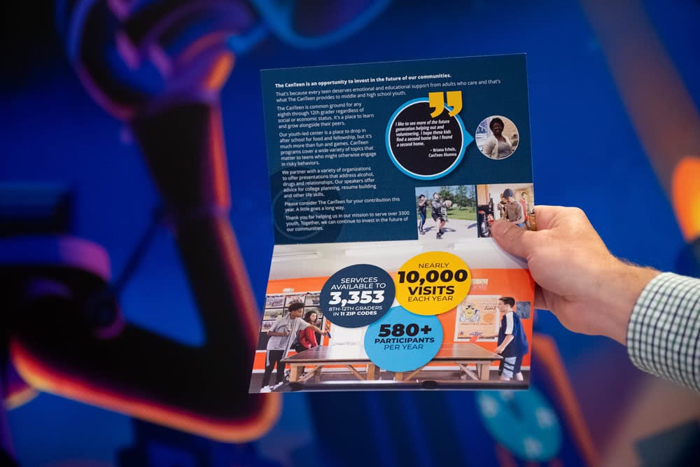 This image has an empty alt attribute; its file name is canteen-work-4.jpg